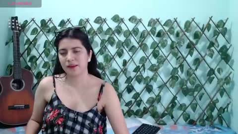 Kim and Zuka online show from 02-08-25, 10:51