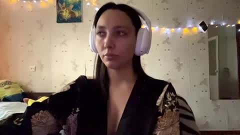 Snapshot of kinacolton chatting on 05-24-26, 01:32 Jenny online show from 05-24-26, 01:32