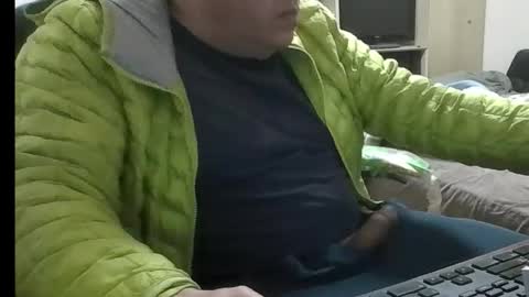 Snapshot of kinchan069 chatting on 11-21-25, 10:14 kinchan069 online show from 11-21-25, 10:14