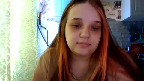 kind_emma850106 online show from 07-29-26, 05:38