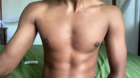 Snapshot of kinda_horny_right_now chatting on 06-24-26, 06:34 Isaac online show from 06-24-26, 06:34