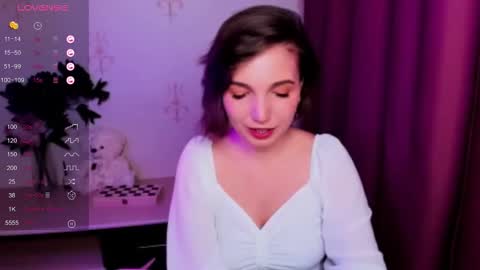 Hazel online show from 11-15-25, 10:37