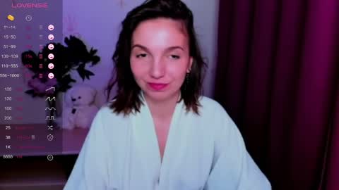 Snapshot of kindhazelhere_ chatting on 05-07-26, 08:52 Hazel online show from 05-07-26, 08:52