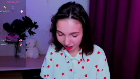 Snapshot of kindhazelhere_ chatting on 05-11-26, 06:41 Hazel online show from 05-11-26, 06:41