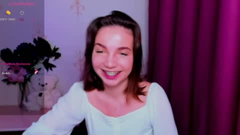 Snapshot of kindhazelhere_ chatting on 05-19-26, 05:36 Hazel online show from 05-19-26, 05:36