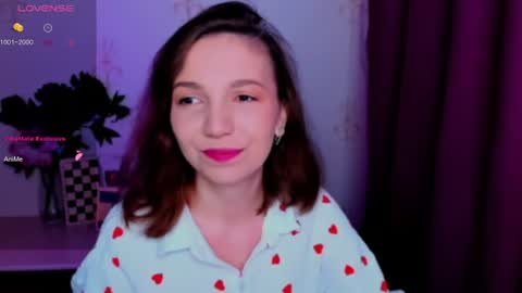 Hazel online show from 06-23-26, 06:33