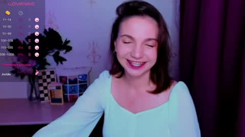 Hazel online show from 07-15-26, 01:55