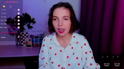 Hazel online show from 07-31-26, 02:27