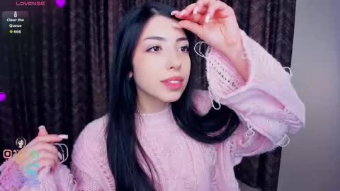 Snapshot of kindraevert chatting on 11-22-25, 04:33 Megan online show from 11-22-25, 04:33