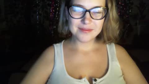 Snapshot of kindsweet chatting on 01-21-25, 01:18 kindsweet online show from 01-21-25, 01:18