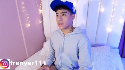 king  help me reach 100 likes online show from 02-26-25, 05:53