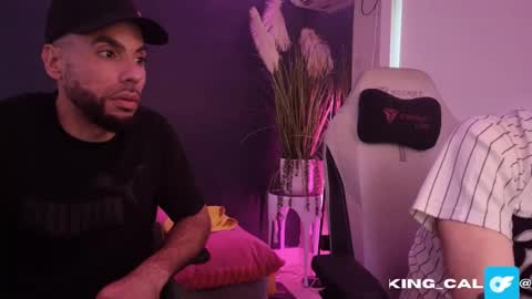 Snapshot of king_cal_ chatting on 02-18-26, 12:01 king_cal_ online show from 02-18-26, 12:01