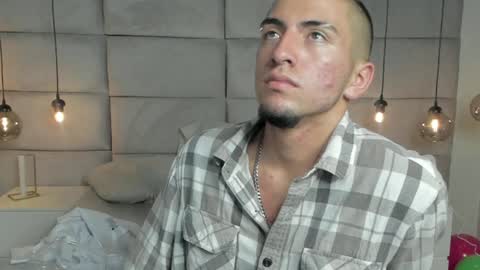 Snapshot of king_dante_ chatting on 12-31-24, 04:16 King Dante online show from 12-31-24, 04:16