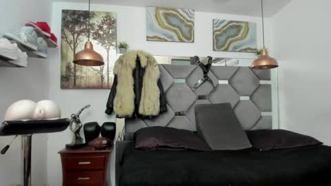 Snapshot of king_fitt_ chatting on 01-23-25, 06:56 HOT MEN BLACK online show from 01-23-25, 06:56