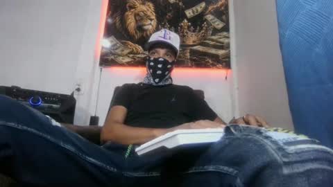Snapshot of king_master7 chatting on 07-12-26, 08:22 king_master7 online show from 07-12-26, 08:22