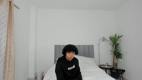 king_master77 online show from 03-11-25, 11:33