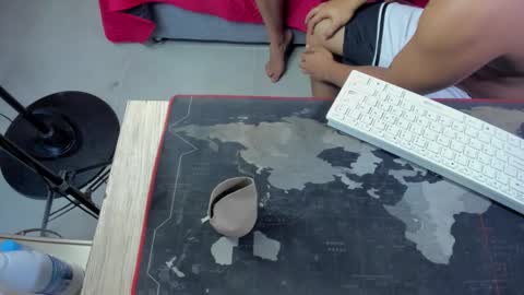 king_master77 online show from 11-03-25, 05:47