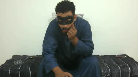 Snapshot of king_of_arabians chatting on 07-19-26, 04:38 king_of_arabians online show from 07-19-26, 04:38