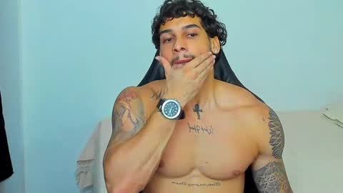 king_of_kings__ online show from 04-28-26, 01:48