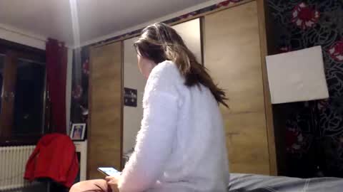 Snapshot of kingandprincess chatting on 04-15-26, 09:04 sexysexyhotwetpinkredpussy online show from 04-15-26, 09:04