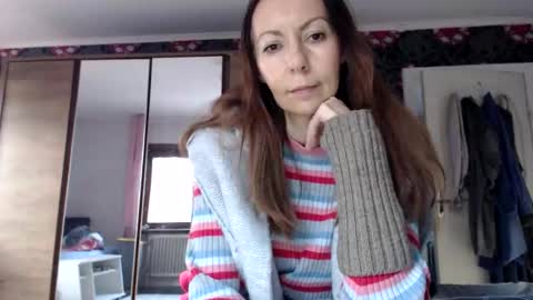 Snapshot of kingandprincess chatting on 04-17-26, 05:38 sexysexyhotwetpinkredpussy online show from 04-17-26, 05:38