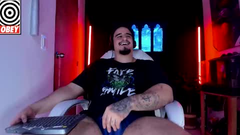 Snapshot of kingbear777 chatting on 11-26-25, 06:25 King Bear online show from 11-26-25, 06:25