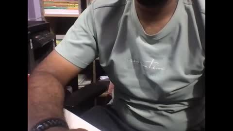 kingcobra_08 online show from 05-05-26, 11:18