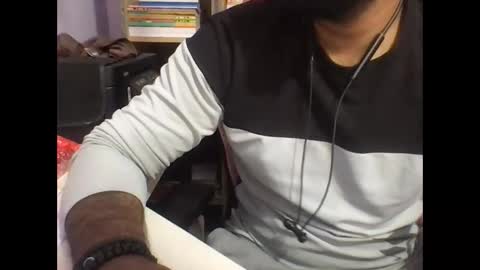 Snapshot of kingcobra_08 chatting on 06-09-26, 02:34 kingcobra_08 online show from 06-09-26, 02:34