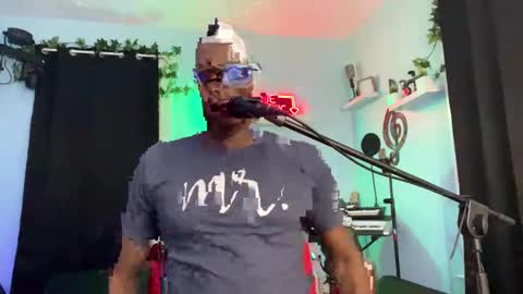 Snapshot of kingcorbra chatting on 01-14-25, 03:11 KC online show from 01-14-25, 03:11