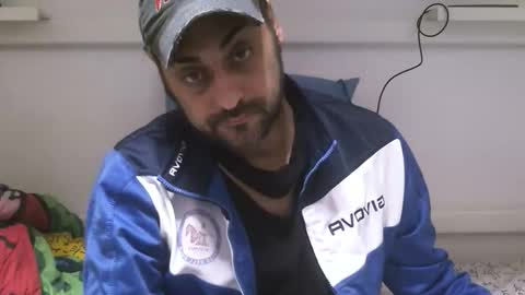  ivano corona  online show from 11-06-25, 02:07