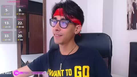 kingdanny_8 online show from 11-12-25, 04:13