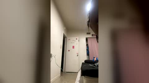 Snapshot of kingecstasyxxx chatting on 06-17-26, 05:21 KingEcstasyXXX online show from 06-17-26, 05:21