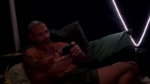 Emul King online show from 10-28-25, 09:35