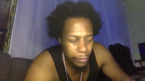 Snapshot of kinglibra420 chatting on 12-08-24, 10:19 loyal fuck online show from 12-08-24, 10:19