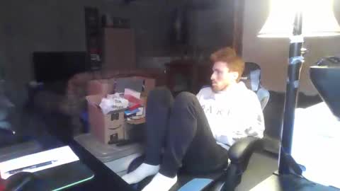 Snapshot of kingoffootfetish chatting on 01-18-25, 05:41 Master  King Tommy online show from 01-18-25, 05:41