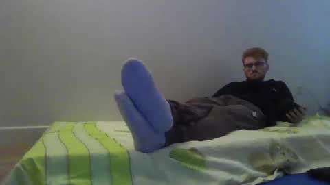 Snapshot of kingoffootfetish chatting on 02-15-25, 06:44 Master  King Tommy online show from 02-15-25, 06:44