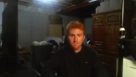 Snapshot of kingoffootfetish chatting on 09-23-25, 04:26 Master  King Tommy online show from 09-23-25, 04:26