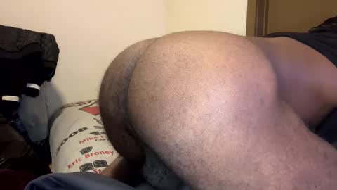 Snapshot of kingreesedavid chatting on 02-11-26, 05:45 Reese David online show from 02-11-26, 05:45