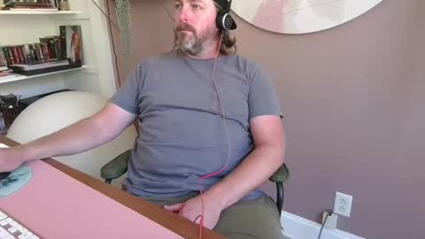 Richard online show from 09-11-25, 05:57