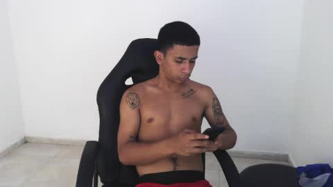 Snapshot of kings_latins chatting on 06-13-26, 04:49 DOMINANT ALPHA KINGS online show from 06-13-26, 04:49