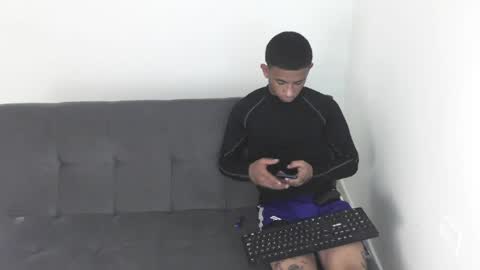 Snapshot of kings_latins chatting on 06-18-26, 09:14 DOMINANT ALPHA KINGS online show from 06-18-26, 09:14