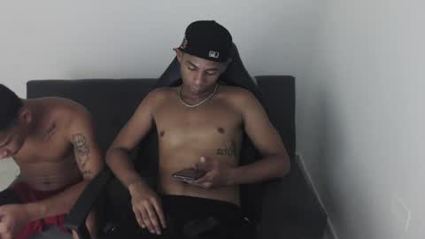 Snapshot of kings_latins chatting on 06-20-26, 02:25 DOMINANT ALPHA KINGS online show from 06-20-26, 02:25