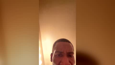 Snapshot of kingslimfresh chatting on 01-09-26, 12:30 kingslimfresh online show from 01-09-26, 12:30