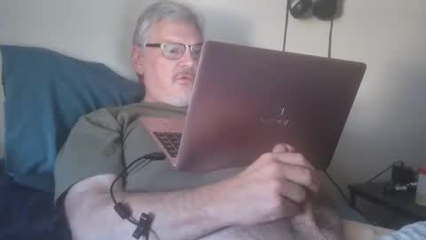 kingtongue10 online show from 02-13-26, 09:33