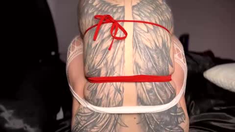 Snapshot of kinkbitch25 chatting on 01-15-25, 05:19 Kinkbitch online show from 01-15-25, 05:19