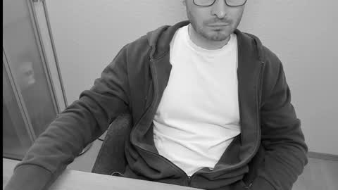 kinksubbydubby online show from 10-21-25, 04:51