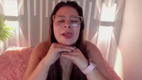    online show from 02-24-26, 03:43