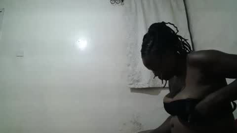 Snapshot of kinky_kaiya chatting on 02-10-26, 06:45 kaiya online show from 02-10-26, 06:45