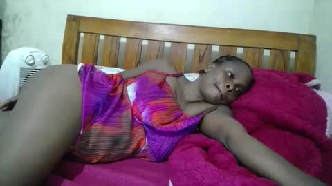 Snapshot of kinky_kaiya chatting on 04-04-26, 06:27 kaiya online show from 04-04-26, 06:27