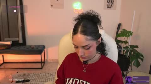 Snapshot of kinky_mj chatting on 11-24-25, 07:02 Mary your fav curly girl online show from 11-24-25, 07:02